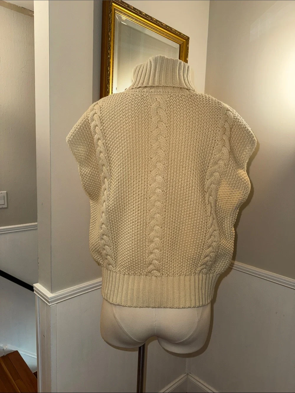Callahan Cream Sleeveless Turtleneck Knit Sweater - Women's. Medium l. Like new.